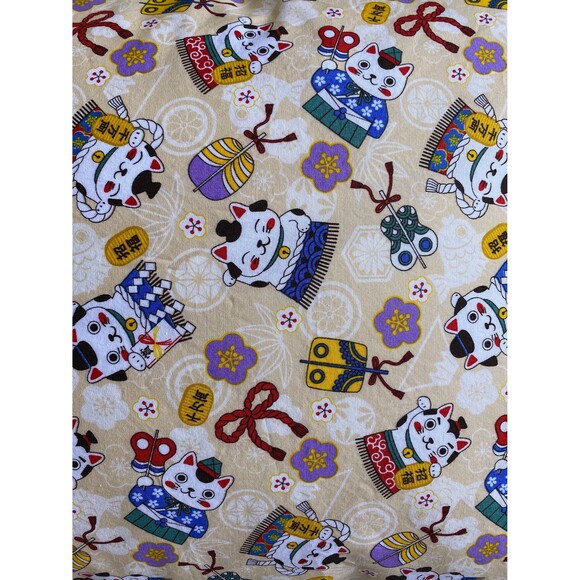 Champagne Maneki-Neko Pattern Pillowcase | Handmade | 100% Cotton - Picture 4 of 4